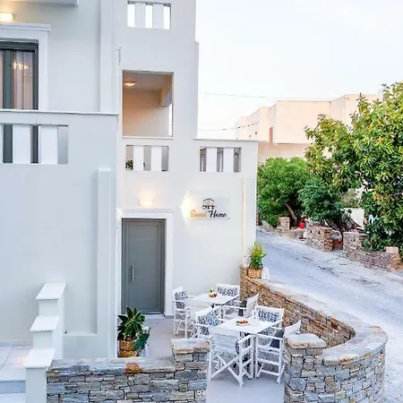 Sweet Naxos Aparthotel