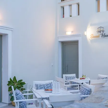 Sweet Naxos Aparthotel 3*